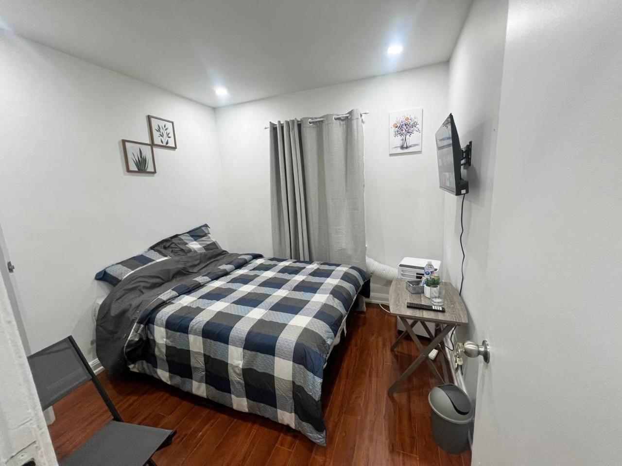 #1 Convvy-Nient Residence! トロント エクステリア 写真